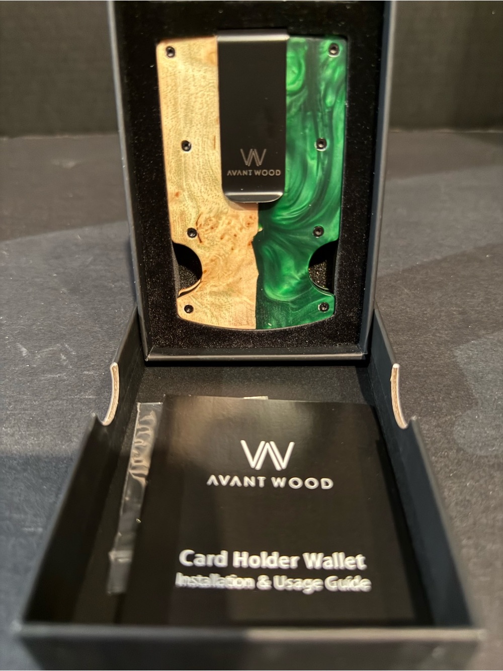 Limited edition Avant wood Green & Natural Wood resin Card Holder Wallet